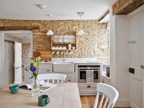 Chippenham House | Artisan Cottage