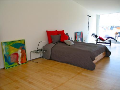 Ormalingen Apartment | Artist's Loft zur Maloya