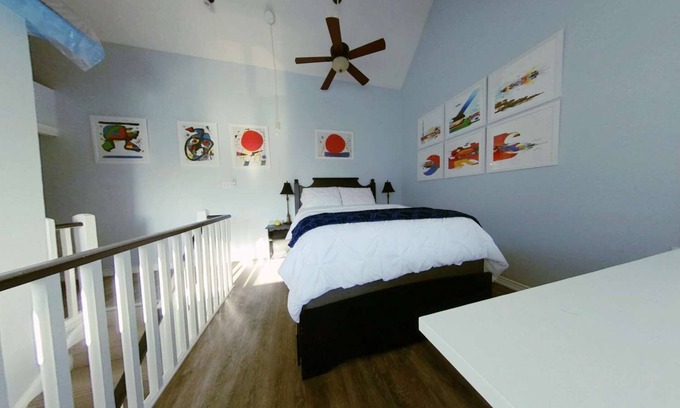 Craigleith Condo | Artistic Hillside Loft