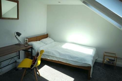 Walthamstow Bed & Breakfast | Artistic Homestay - Walthamstow, London