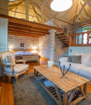 Aristi House | Artsistas Houses