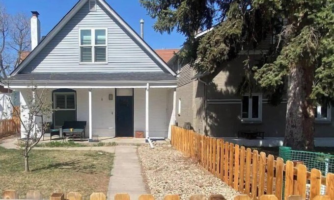 Platt Park House | Artsy Platt Park Guest Suite, Walk Everywhere + QUICK MOUNTAIN ACCESS!
