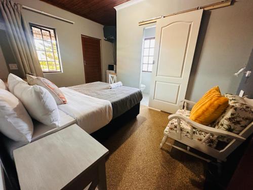 Quigney Beach House | Aruwaa