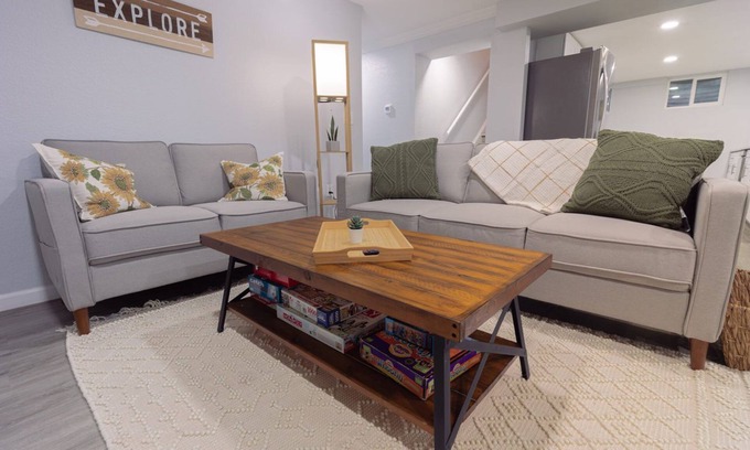 Lamar Heights Area House | Arvada HideAway