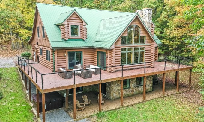 North Glade Hills House | Arya Relaxed Chalet