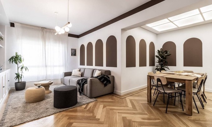 Castillejos Apartment | Arzano - 4 bedrooms and office in Castilla