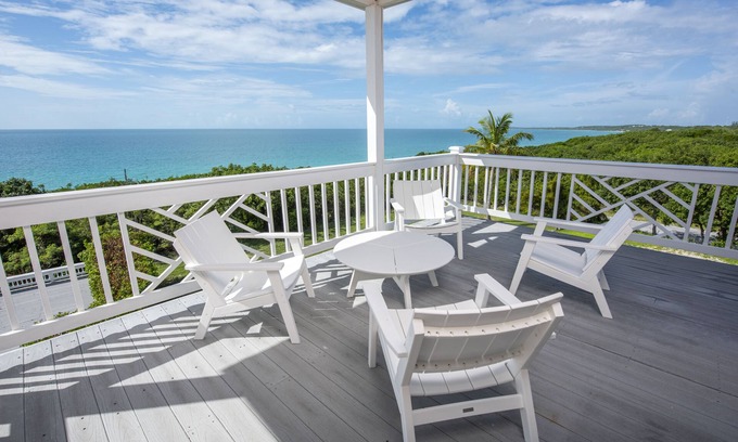 James Cistern Condo | AS SEEN ON HGTV! Lux Condo w/Views, Htd Pool, Beach, Golf Cart, Pickleball