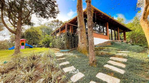 Rio dos Cedros House | ASA | Encanto do Pinhal | Lareira | Lago | Playg.