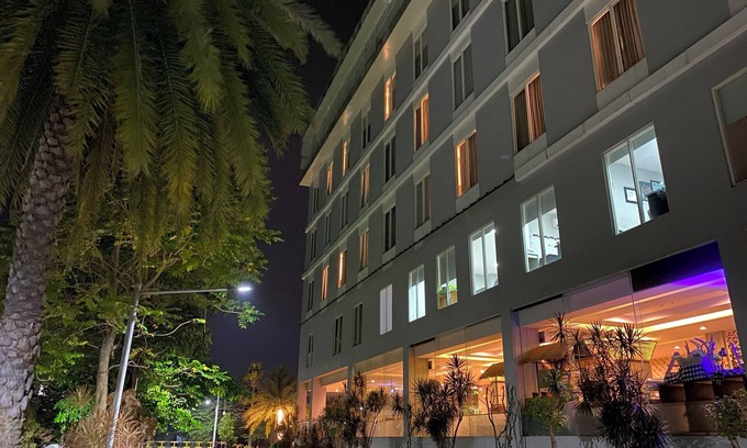 Pasuruan Hotel | Ascent Premiere Pasuruan