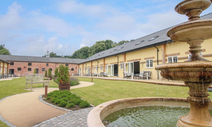 Felton Cottage | ASCOT COTTAGE, pet friendly, luxury holiday cottage in West Felton