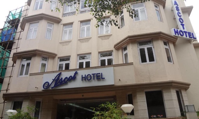 Wellington Pier Hotel | Ascot Hotel