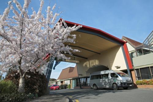 Invercargill Hotel | Ascot Park Hotel