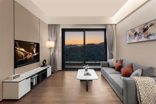 Buji Apartment | Ascott Fengyishan Shenzhen