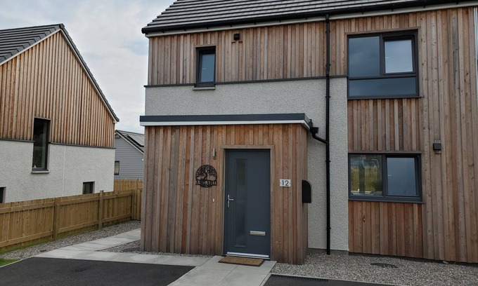 Grantown-on-Spey House | Asgard House - Modern, Cosy, Highland House in the Cairngorms National Park