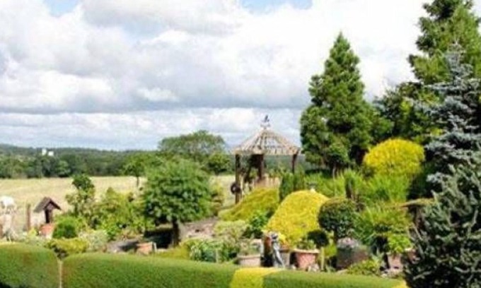 Livingston Hotel | Ashcroft Farmhouse