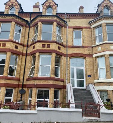 Douglas House | Ashfield Guesthouse