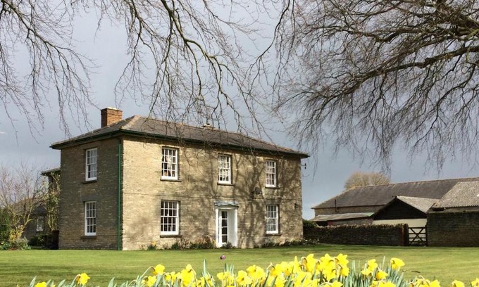 Grafton Regis Bed & Breakfast | Ashton lodge farm