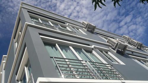 Bang Sare Apartment | Asia's Beach Apartments