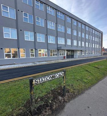 Scunthorpe Apartment | ASM- One Bedroom Station House