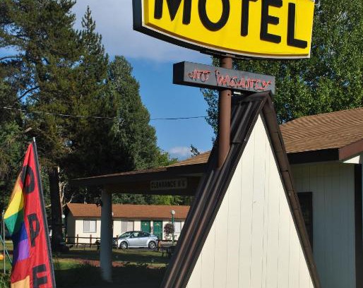 Fort Klamath Hotel | Aspen Inn