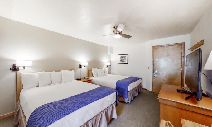 West End House | Aspen Mountain Lodge 309