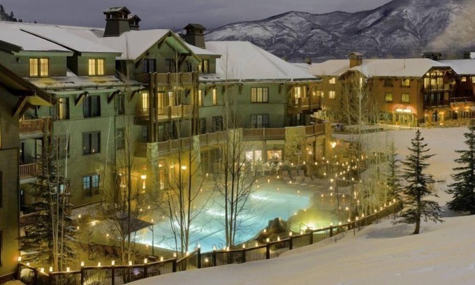 Aspen House | Aspen Ritz Carlton Premier 03
