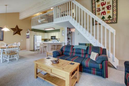 McCall Apartment | Aspen Village #103