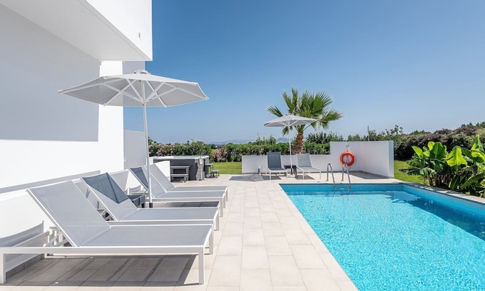 Zipari Villa | ASTERIA PEARL VILLA 1