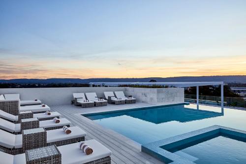 Penrith Hotel | Astina Suites, Penrith