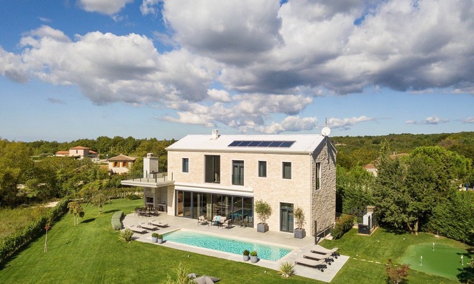 Sveti Lovrec Villa | Astounding Istra Villa | 4 Bedrooms | Villa Mediterranean Influence | Private.