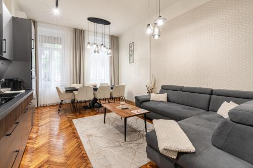Belso-Ferencvaros Apartment | Astra Lux BP