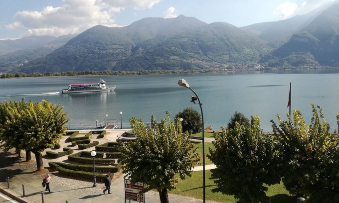 Lovere House | At 50 meters from the lake, close to all the activities, shops, the historic center.