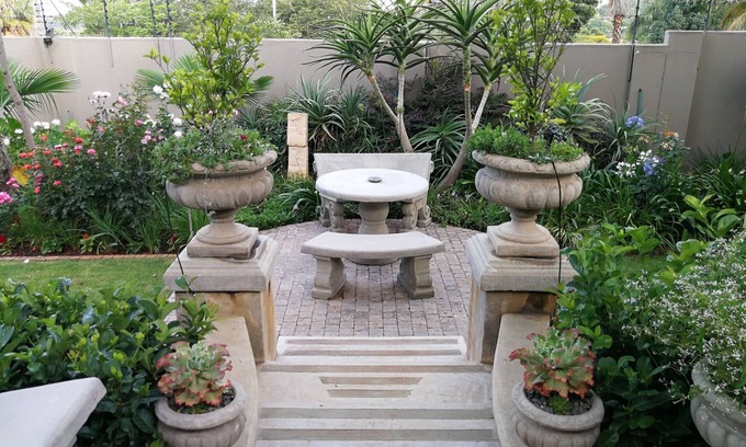 Pretoria Hotel | At 98 on Lynburn Guest House