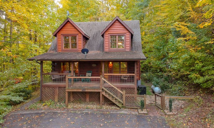 Gatlinburg - Pigeon Forge House | At Last: Shagbark Cabin with Hot Tub, Arcade Games, and More!