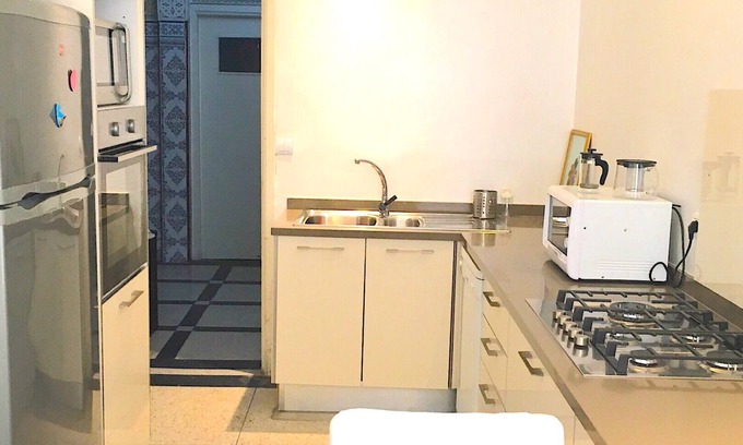 Casablanca Apartment | At Mina, bright and spacious apartment, beldi and modern kitchen, quiet