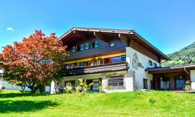 Schonbach Apartment | 70 m² Apartment ∙ 2 bedrooms ∙ 4 guests