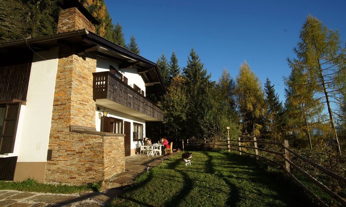 Eberstein House | Quiet holiday home (Almhaus) in Gretschitz with a fantastic panorama at 1160m