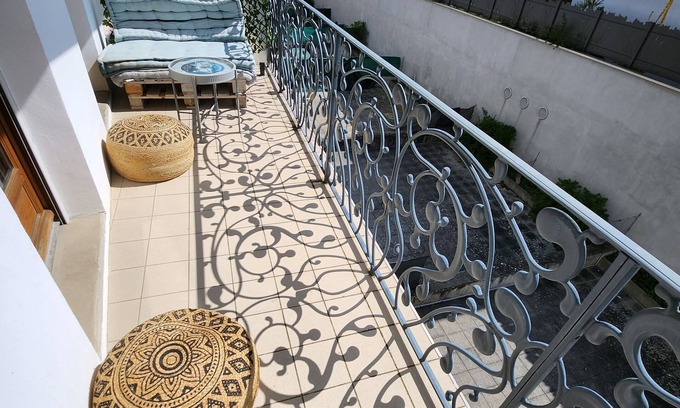 Chartres Apartment | At the foot of the cinema and downtown Chartres