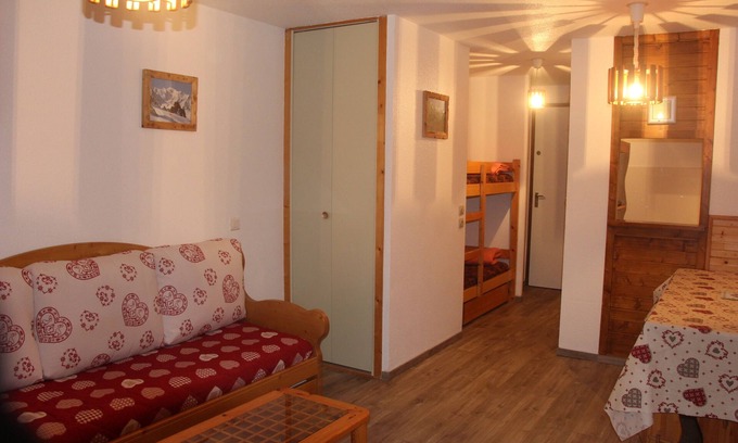 Vallandry Apartment | At the foot of the slopes 2 rooms 6 beds comfortable