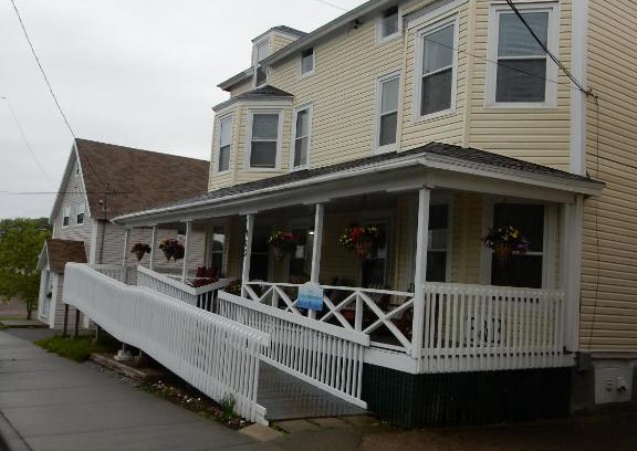 North Sydney Bed & Breakfast | At the Harbourfront B & B
