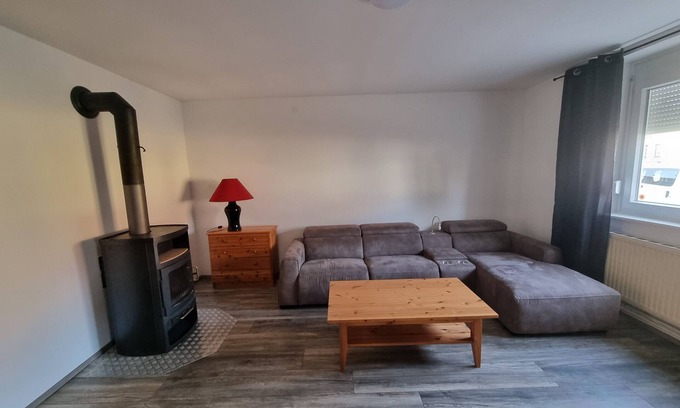 Hochleithen Apartment | ONE Self-Check-In, 3km freeway