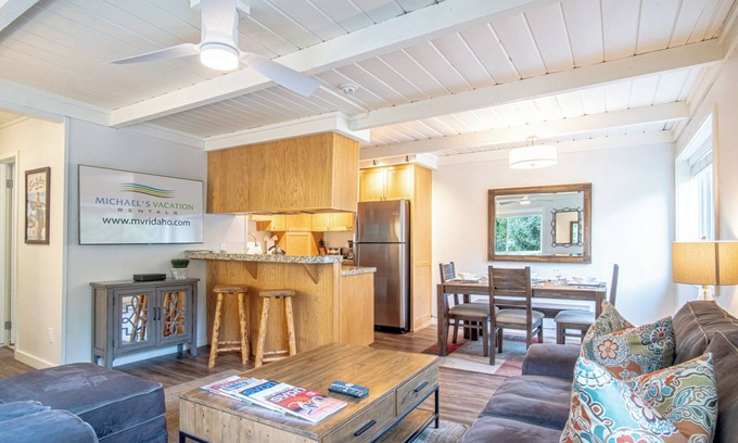 Sun Valley Condo | Atelier Allure - 2BD Mountain View + FREE Resort Amenities