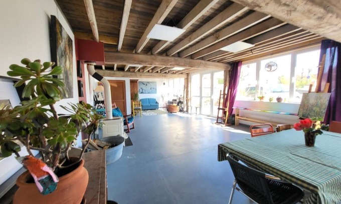 La Selle-sur-le-Bied House | Atelier Terre de Couleurs