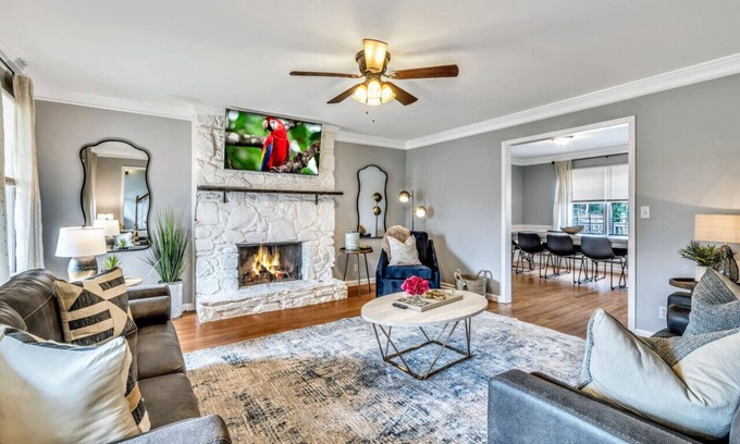 Smyrna House | ATH - Smyrna - 5BR - Pet Friendly -Fenced (autumn)