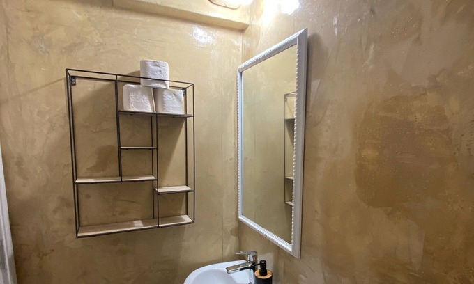 Drama Apartment | Athanias H