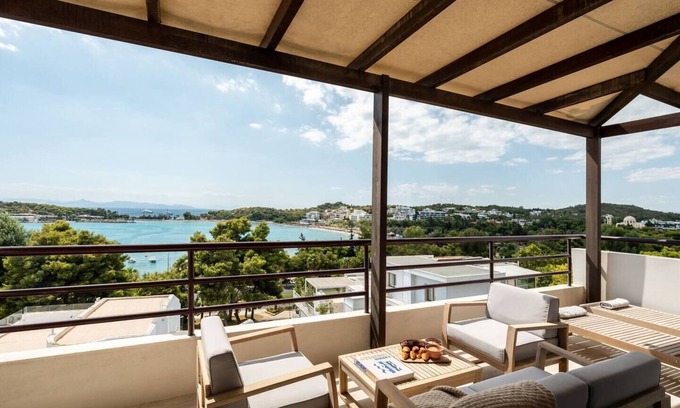 Vouliagmeni Apartment | Athens Riviera Bay View Suite By The Olon