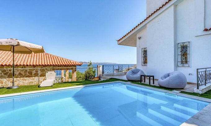Lavreotiki Villa | Athens Riviera Villa View with Private Pool