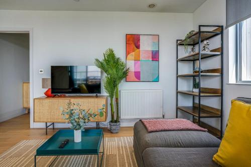 Walthamstow Apartment | Athera - Walthamstow Central Sub-Penthouse 2 bedroom, 2 bathroom Incredible views!