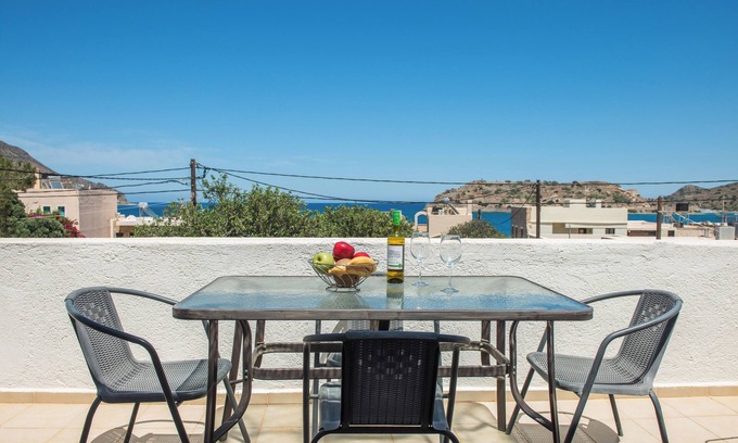 Plaka House | Athina Villas