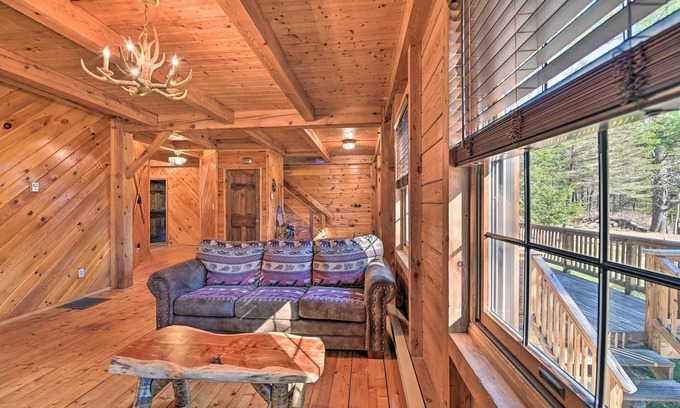 Athol Cottage | Athol Cabin w/Deck & Fire Pit, 10 Mi to Lake